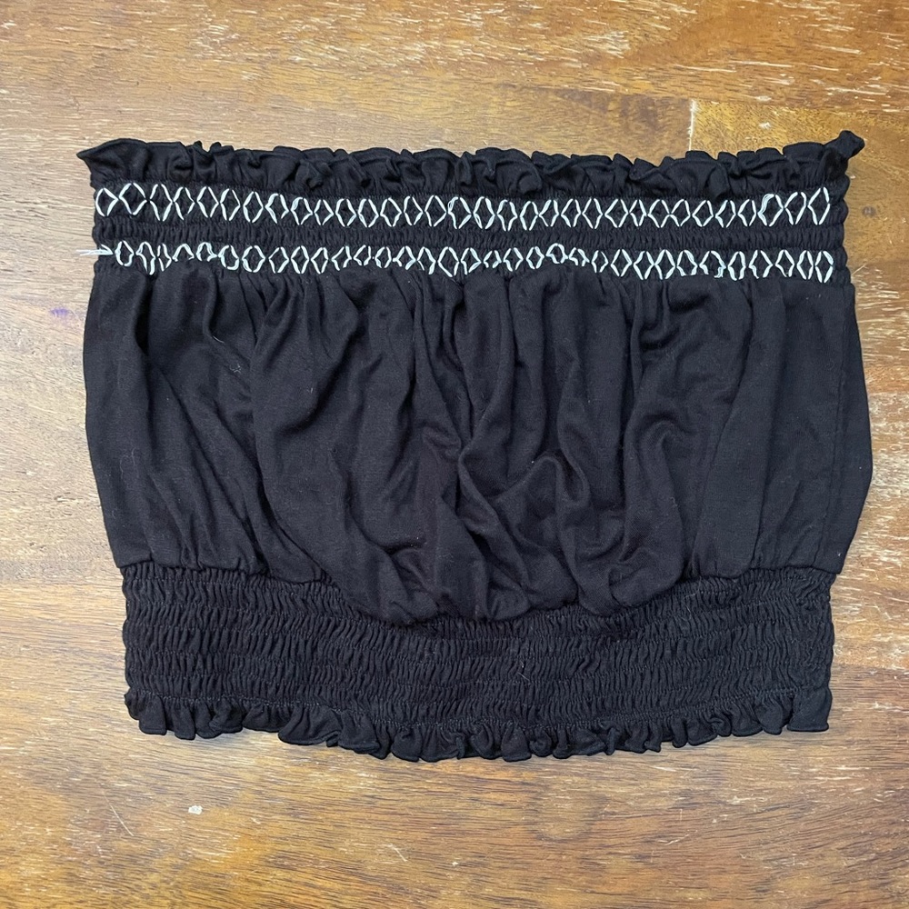 Flowers By Zoe, Black strapless top. Size L